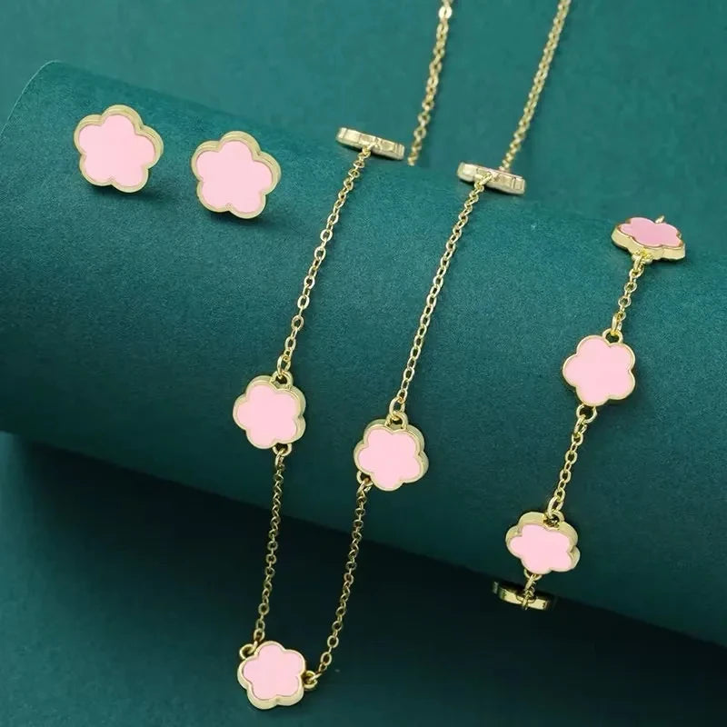 Lucky Five-Leaf Clover Five-Petal Flower Bracelet, Earrings and Necklace Three-Piece Set for Women Elegant Accessories Party Jewelry
